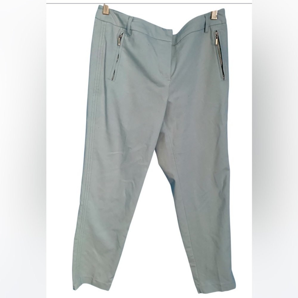 Adrienne Vittadini Baby Blue Ankle Capri Pants Size 8